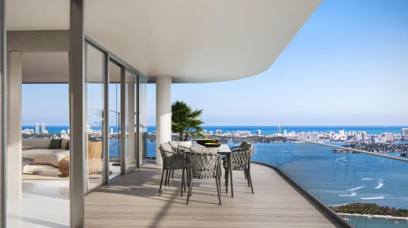 Vistas al mar desde el balcón