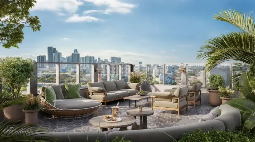 Terraza con espacios exclusivos y vistas a la ciudad