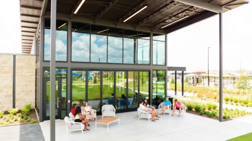 centro comunitario en sunterra texas